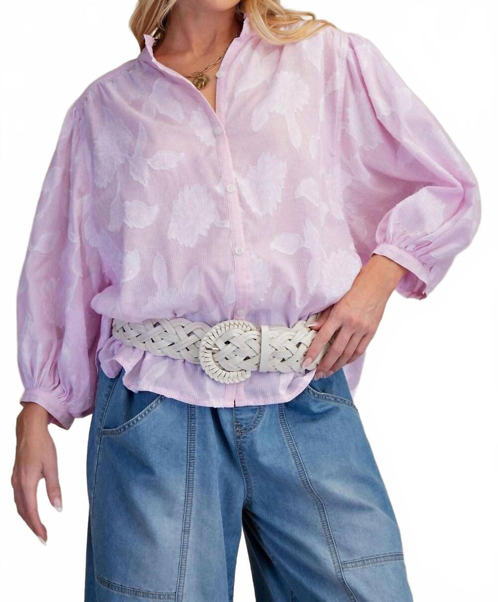 NEW EASEL floral textured button-down blouse in pink